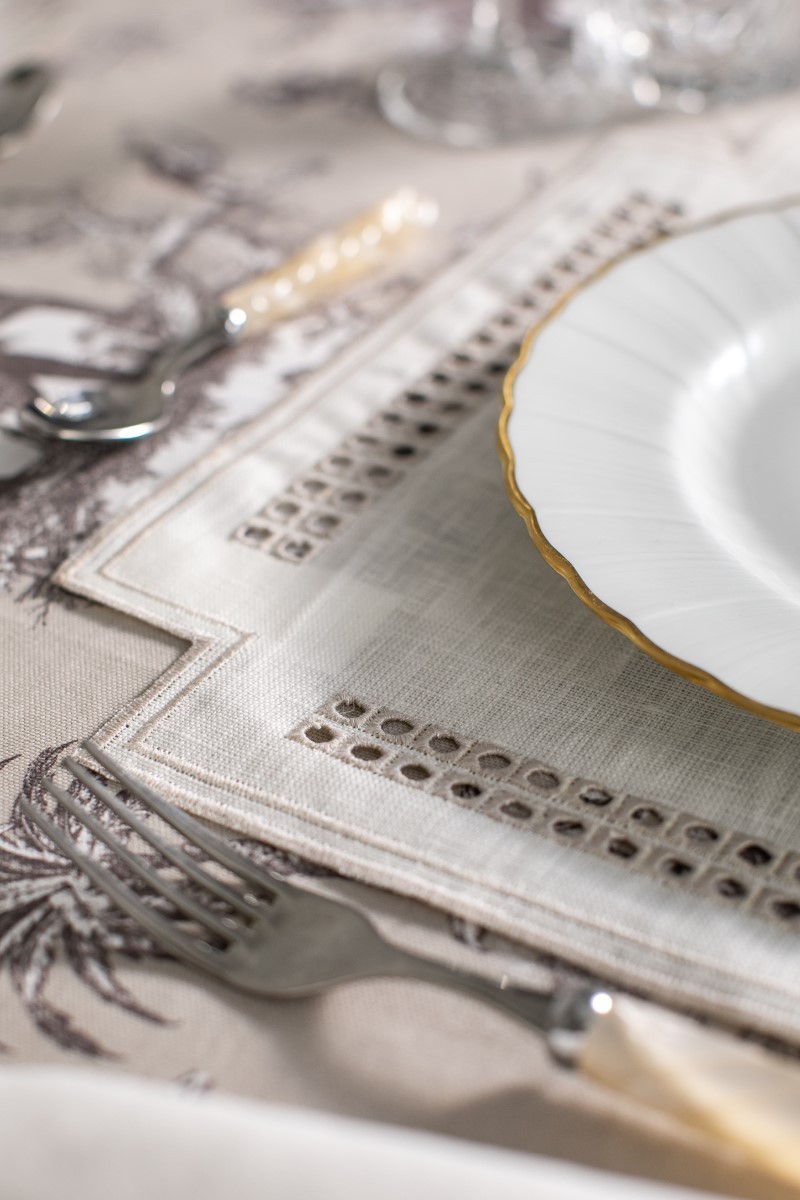 Stain Resistant Linen Erica Placemat
