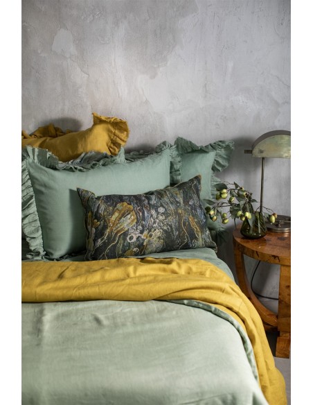 Pure Reversible Bedspread in Linen