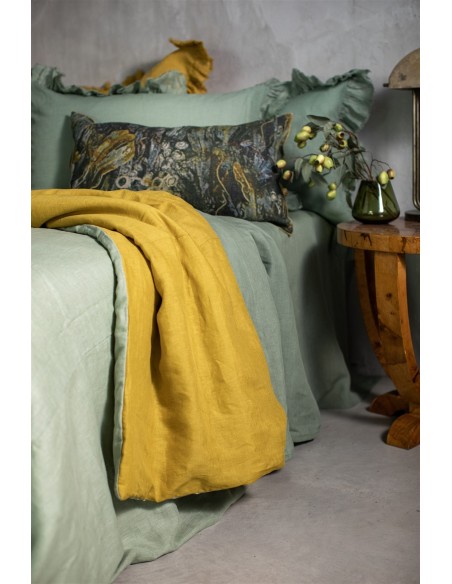 Pure Reversible Bedspread in Linen