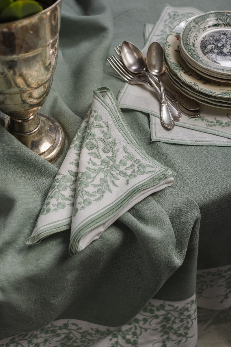 Venaria Linen Tablecloth