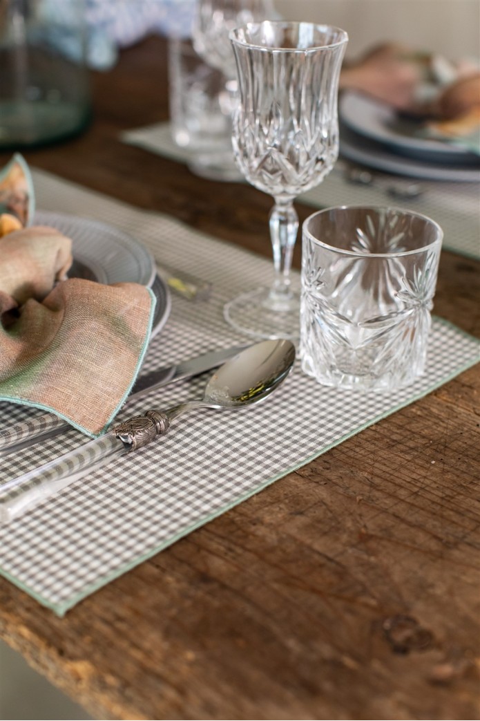 Placemat in Stain Resistant Cotton Filo 2