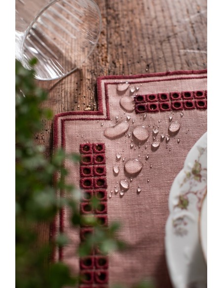 Stain Resistant Linen Erica Placemat