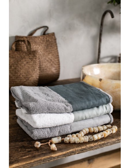 Bauhaus Cotton Towel