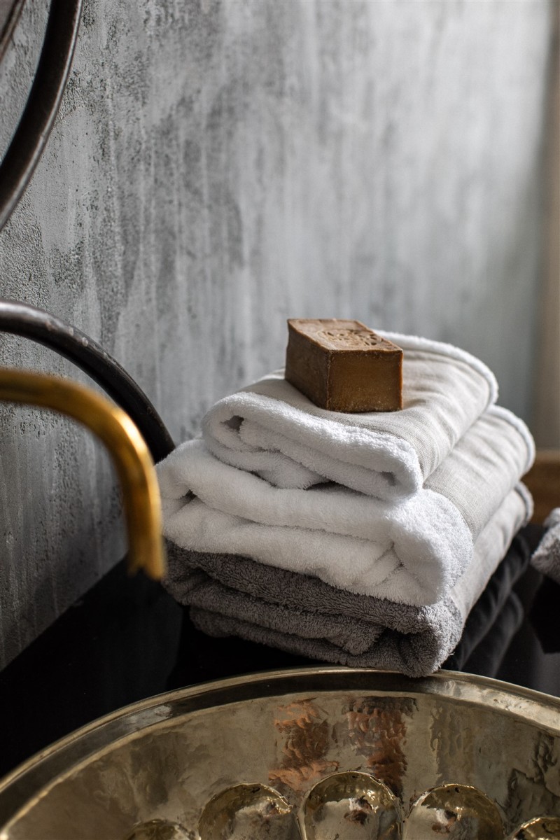 Bauhaus Cotton Towel