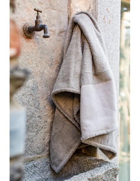 Bauhaus Cotton Towel