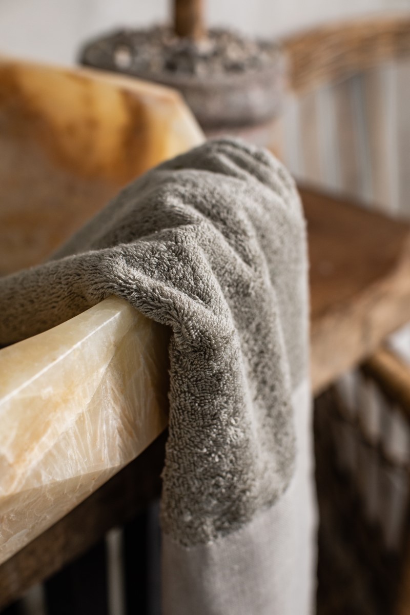 Bauhaus Cotton Towel