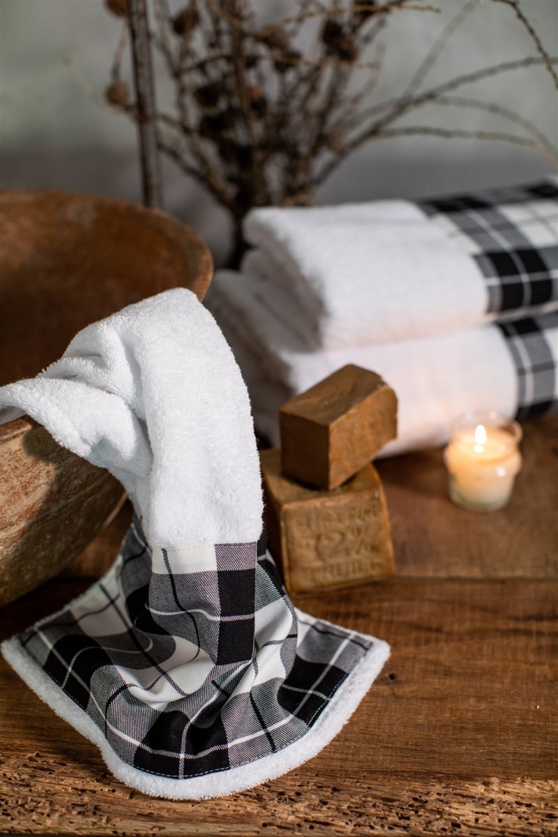 Bauhaus Cotton Towel