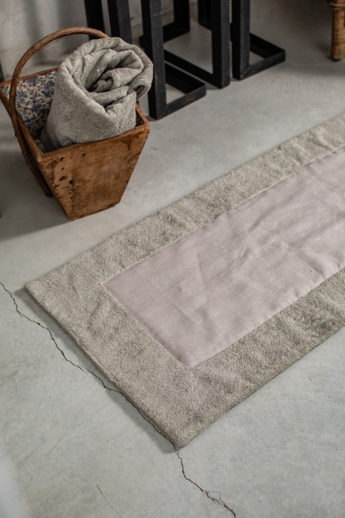 Bauhaus Cotton Bathroom