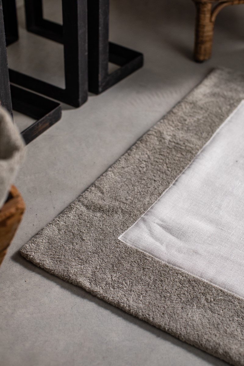 Bauhaus Cotton Bathroom