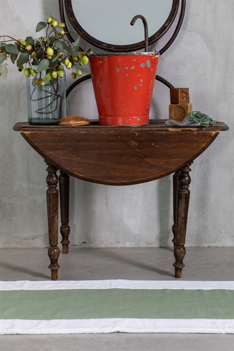 Bauhaus Cotton Bathroom