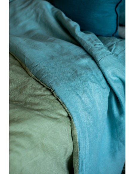 Pure Reversible Bedspread in Linen