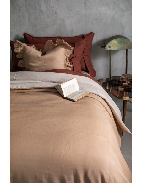 Pure Reversible Bedspread in Linen