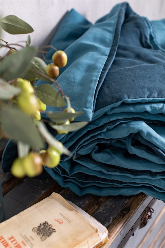Pure Reversible Bedspread in Linen 2