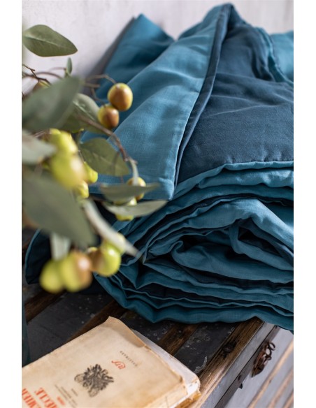 Pure Reversible Bedspread in Linen
