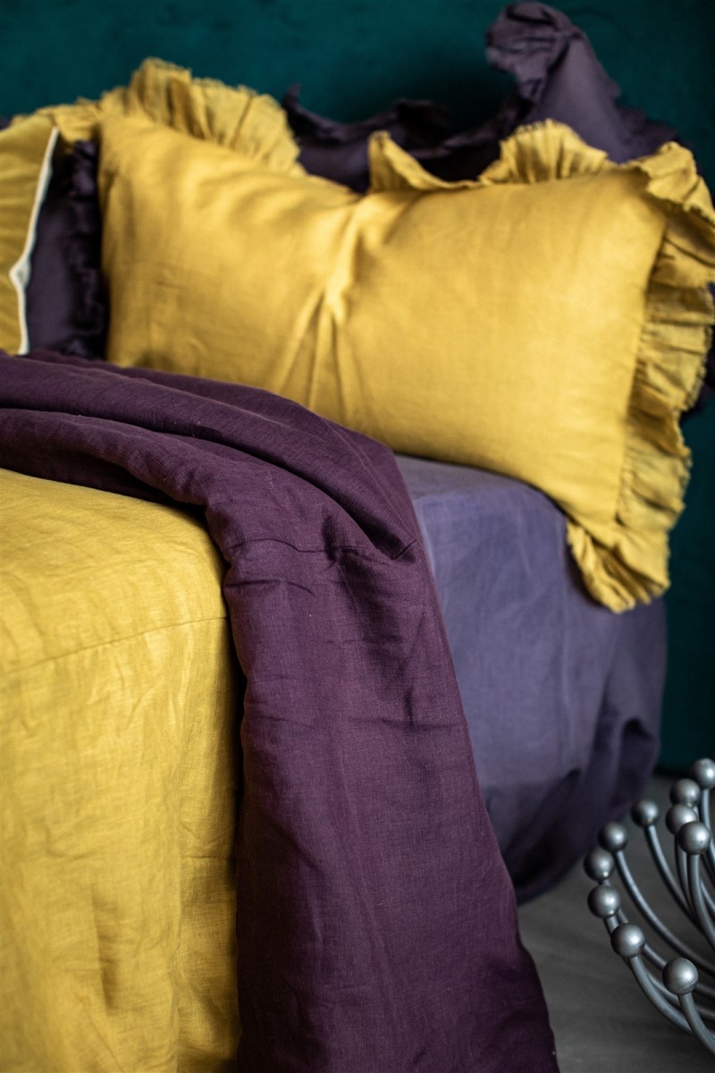 Pure Reversible Bedspread in Linen