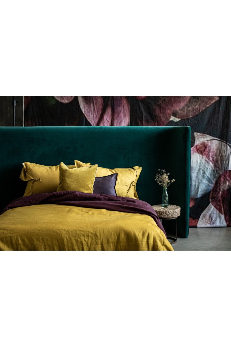 Pure Reversible Bedspread in Linen