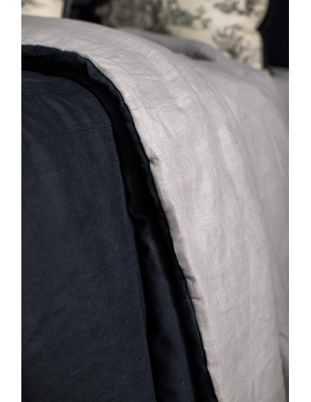 Pure Reversible Bedspread in Linen