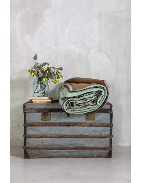 Pure Reversible Bedspread in Linen