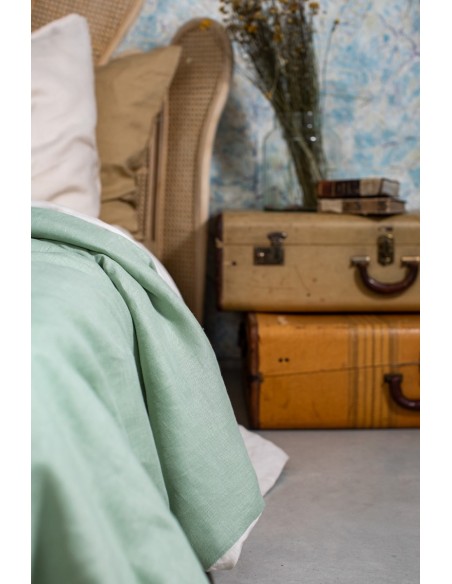 Pure Reversible Bedspread in Linen