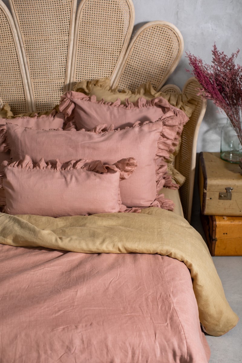 Pure Reversible Bedspread in Linen