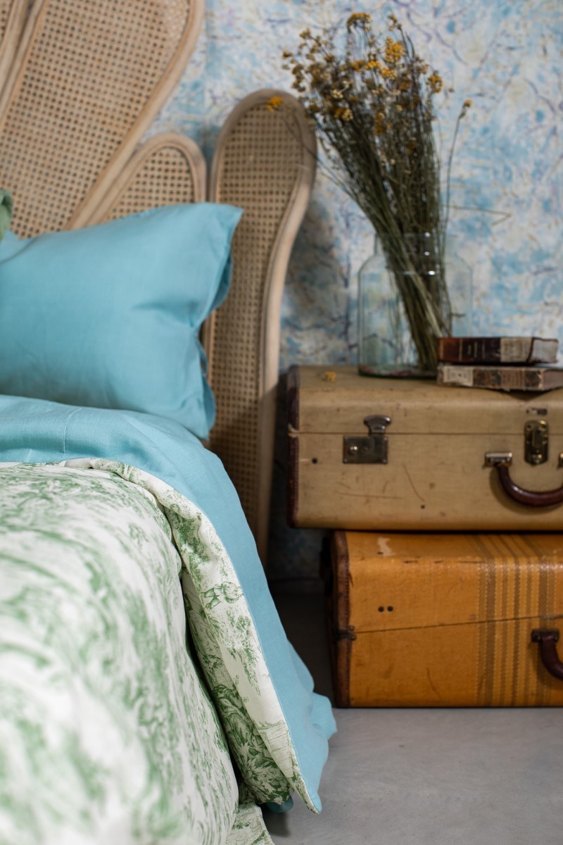 Pure Reversible Bedspread in Linen/Cotton