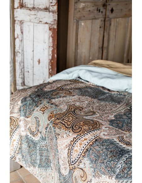 Elena Reversible Velvet/Linen Bedspread