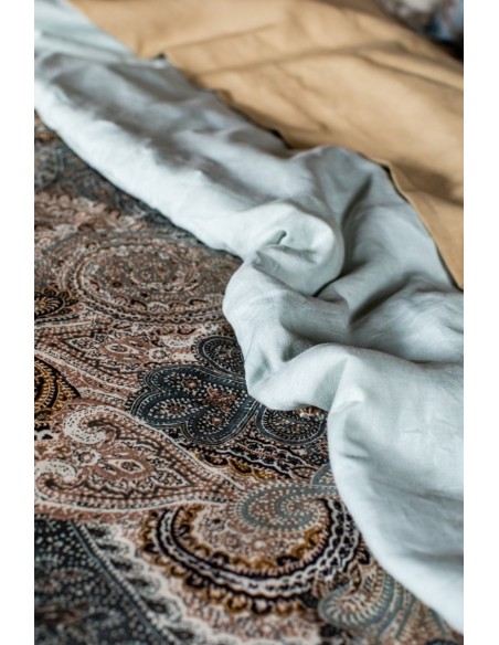 Elena Reversible Velvet/Linen Bedspread