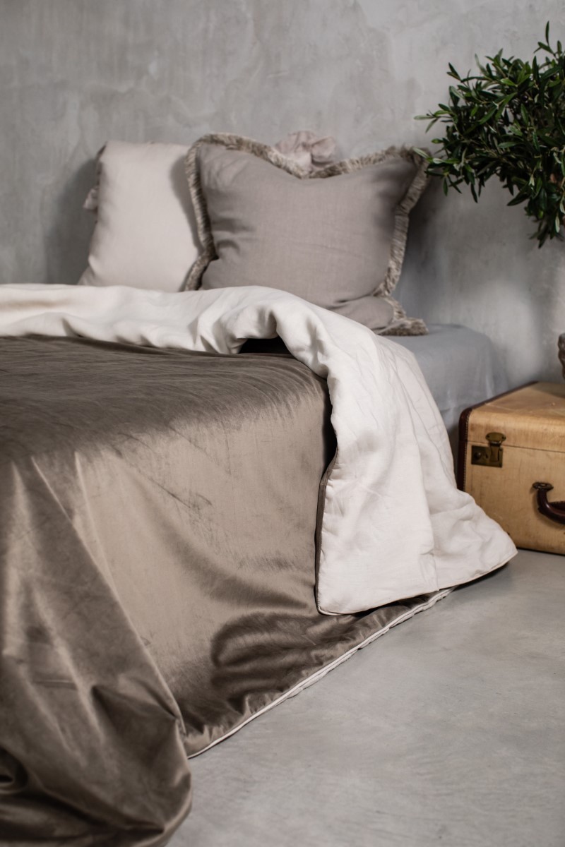 Pure Reversible Bedspread in Velvet/Lino