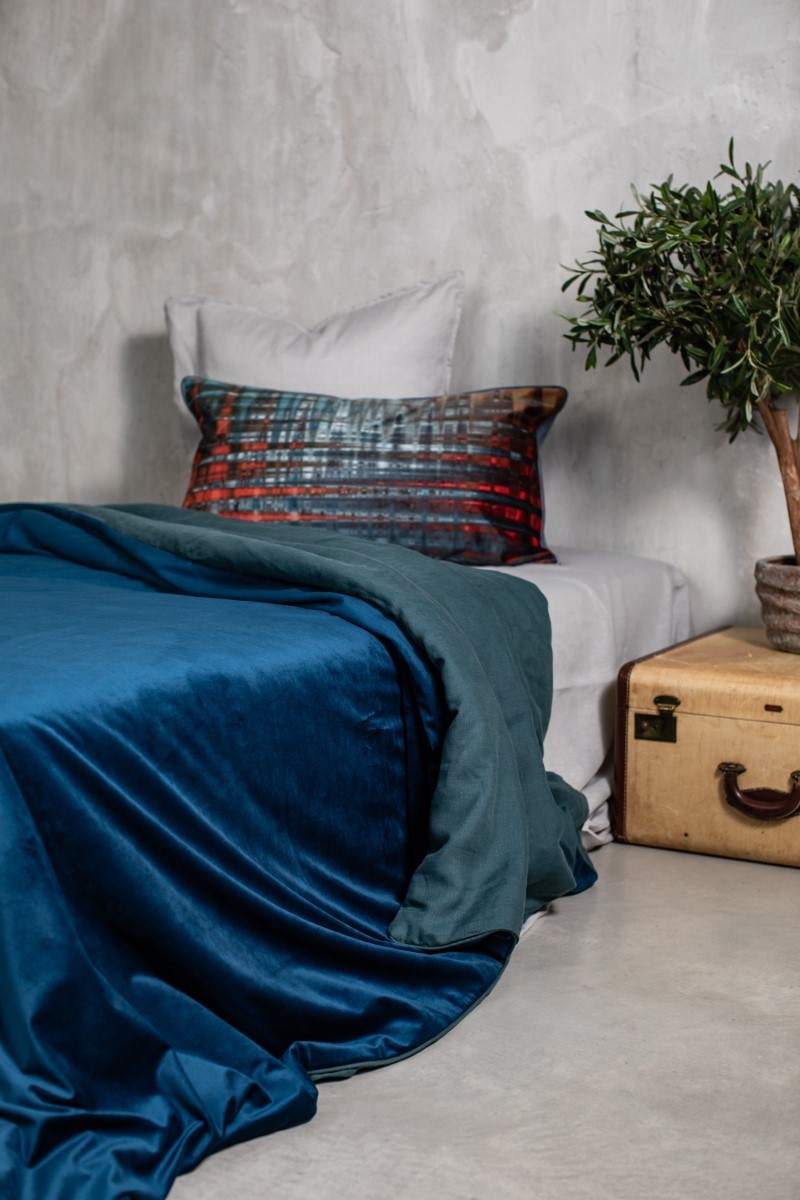 Pure Reversible Bedspread in Velvet/Lino