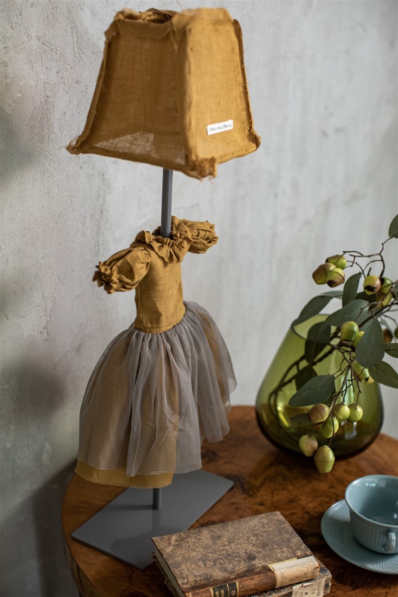 Frida Lamp