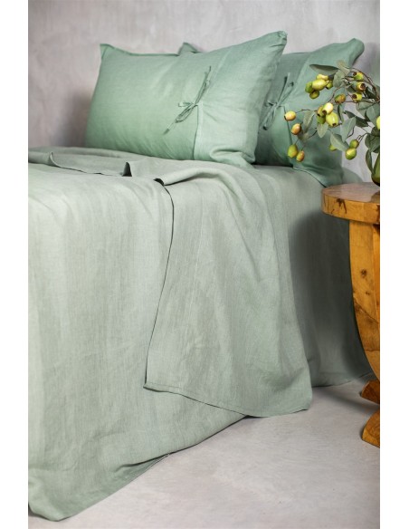 Linen fitted sheet with corners