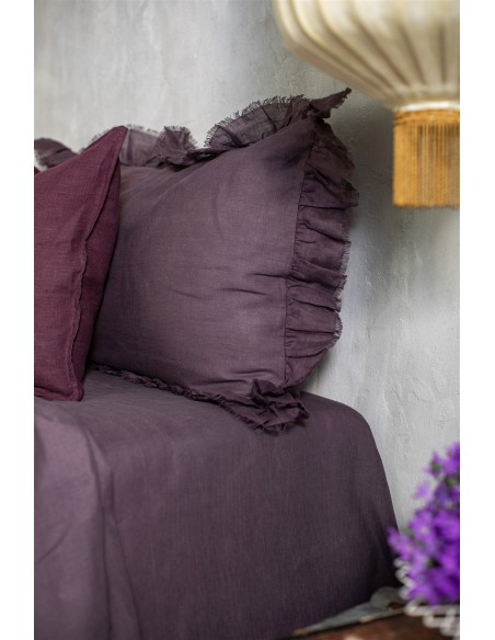 Linen fitted sheet with corners