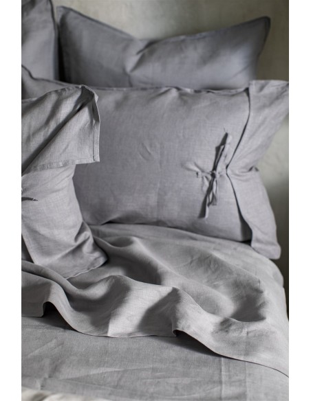Linen fitted sheet with corners