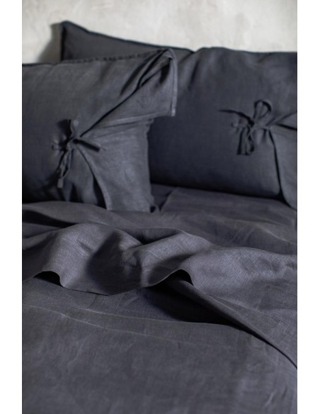 Linen fitted sheet with corners