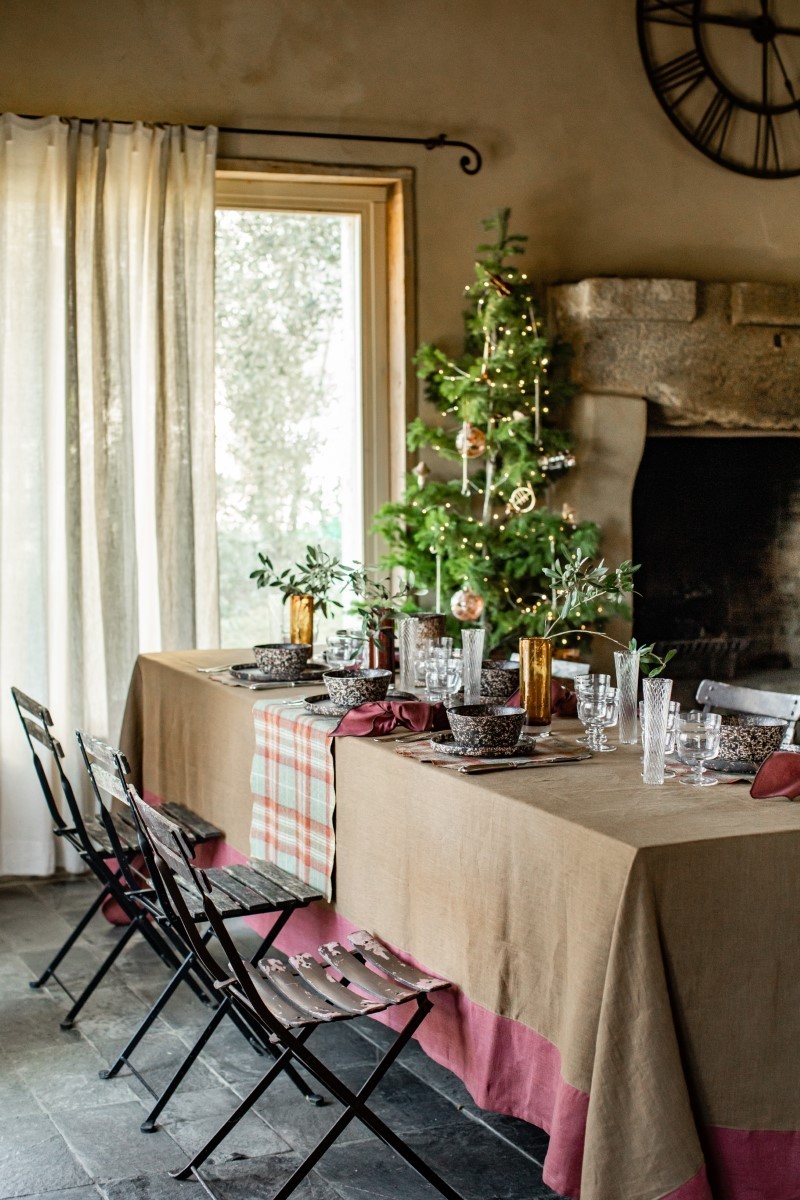Stain Resistant Linen Bauhaus Tablecloth