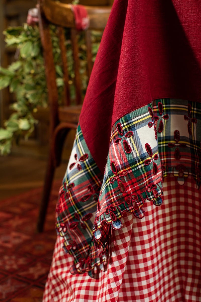 Amalfi Stain Resistant Linen Tablecloth