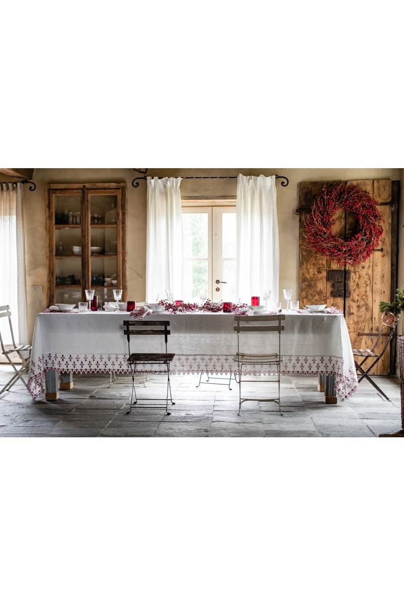 Amalfi Stain Resistant Linen Tablecloth