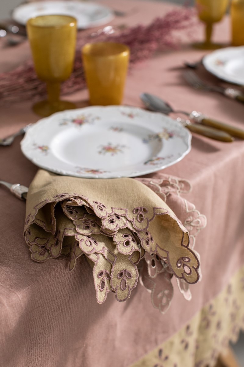 Amalfi Stain Resistant Linen Tablecloth