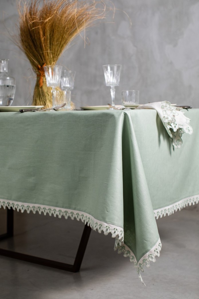 Little Amalfi Stain Resistant Linen Tablecloth 2