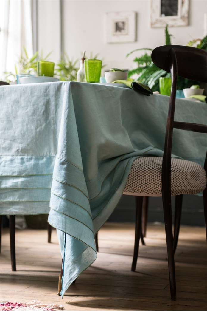 Stain Resistant Linen Sfogliatella Tablecloth 2