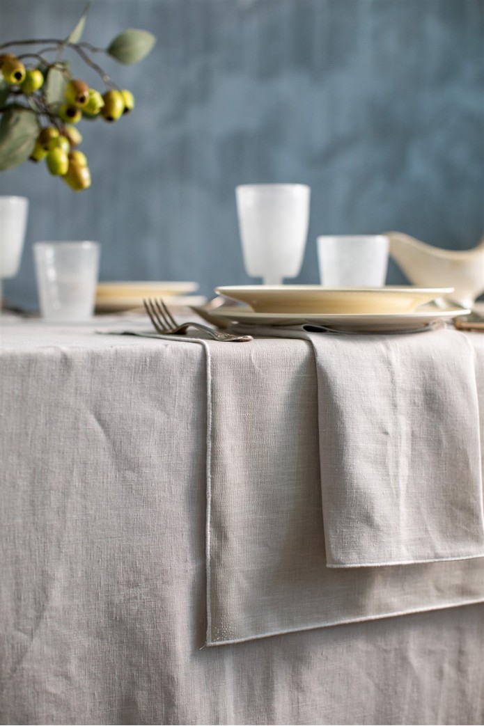 Chemin de table en lin enduit 2