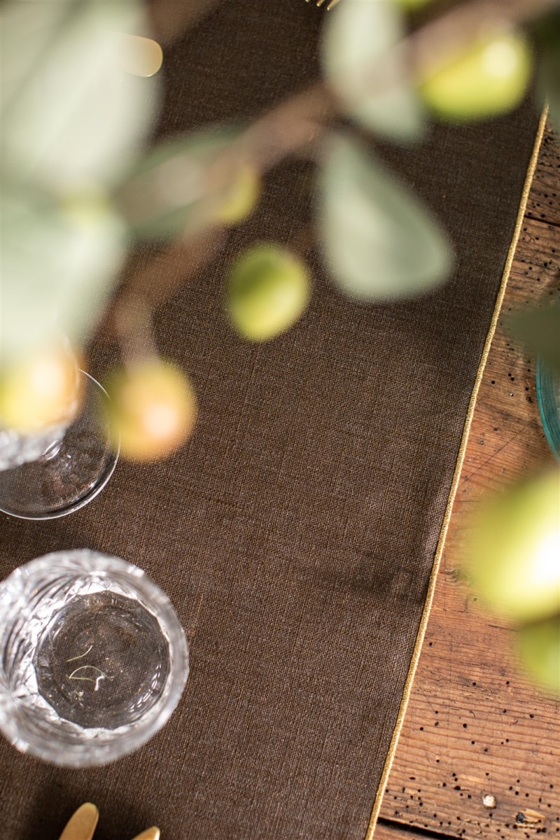 Chemin de table en lin enduit