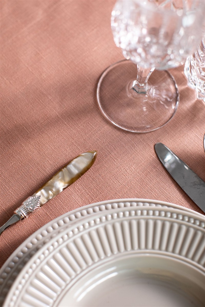 Chemin de table en lin enduit