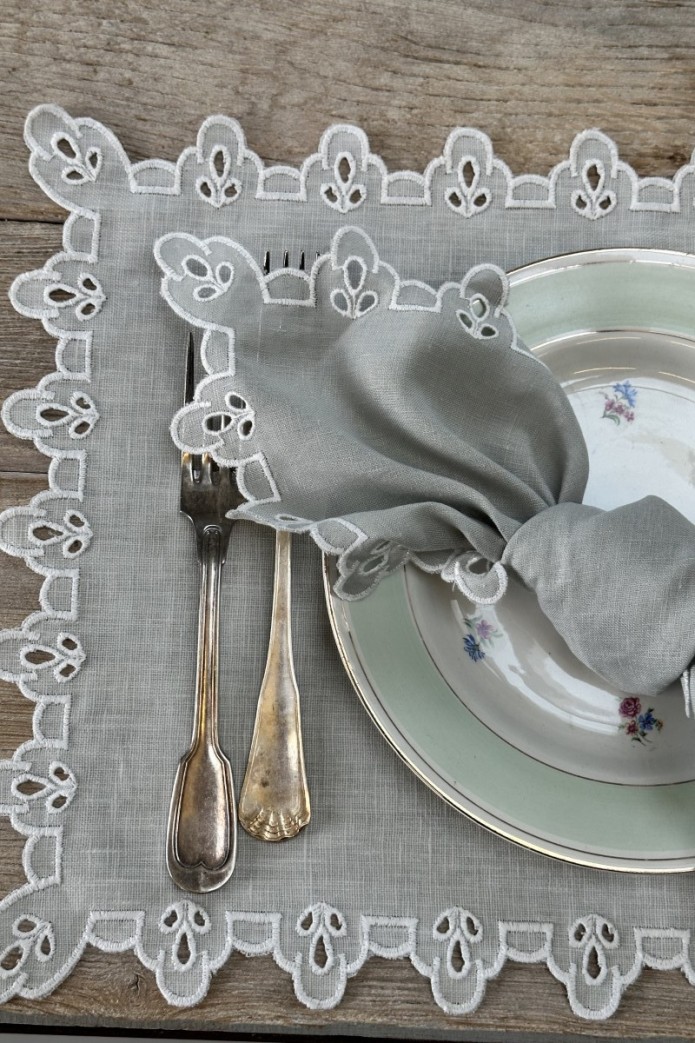 Set de table Amalfi en lin antitache 2