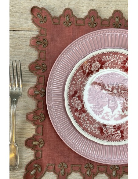 Amalfi Placemat in Stain Resistant Linen
