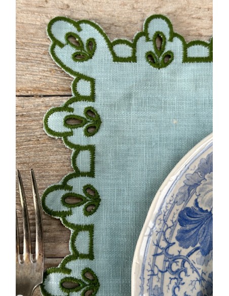 Amalfi Placemat in Stain Resistant Linen