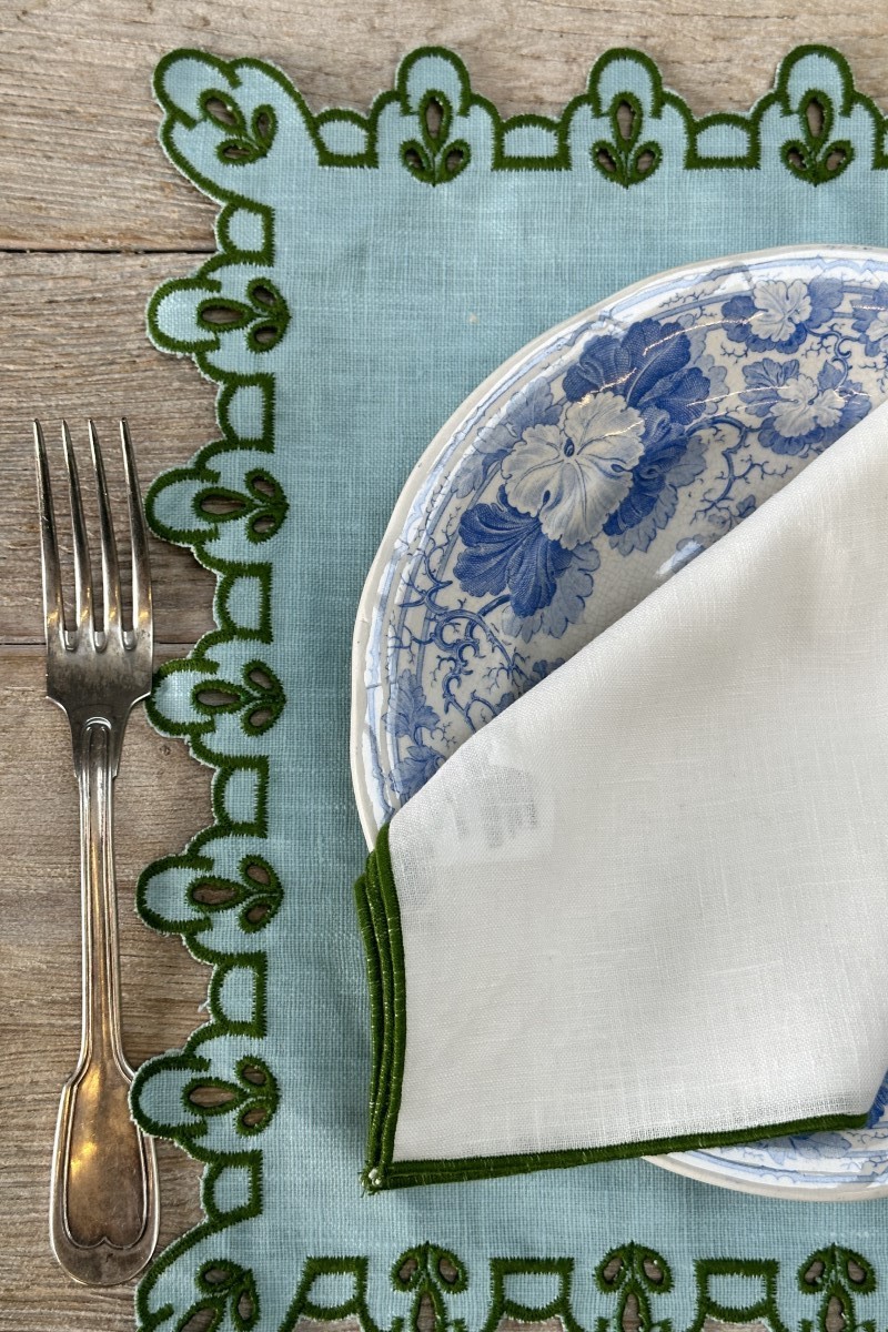 Amalfi Placemat in Stain Resistant Linen