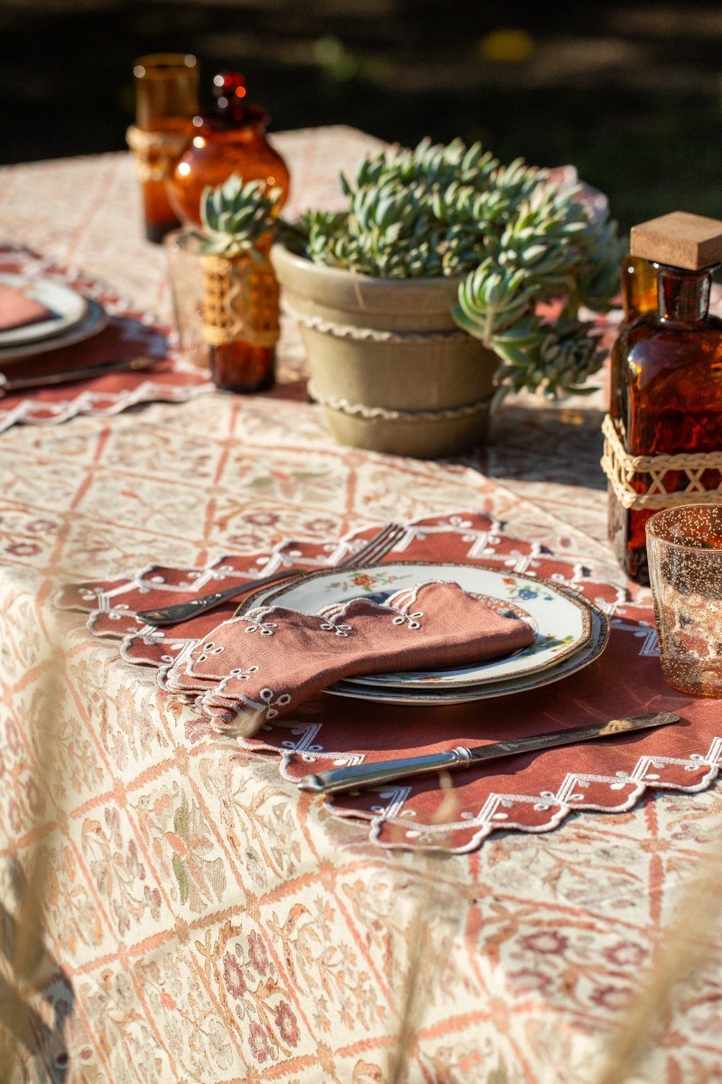 Stain Resistant Linen Nastri Placemat