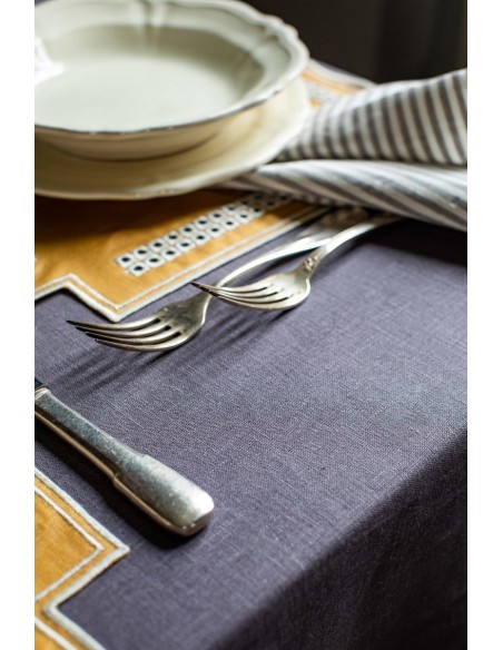 Stain Resistant Linen Erica Placemat