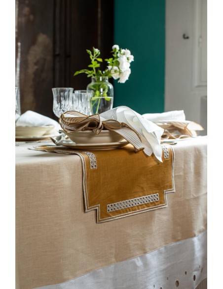 Stain Resistant Linen Erica Placemat